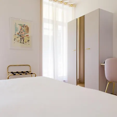 Le Xix Hotel 3*