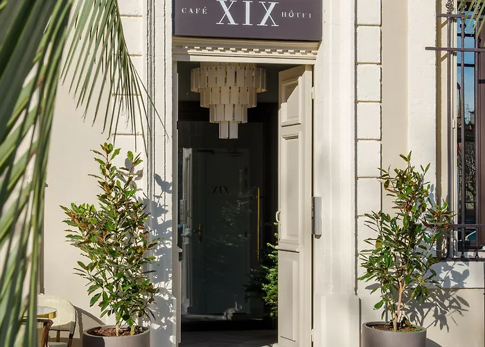 Le Xix Hotel 3*